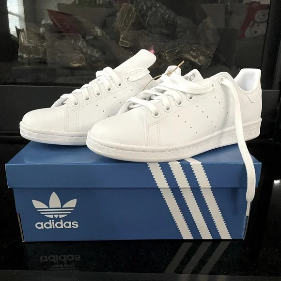 adidas gazelle silver green womens Women's adidas Stan Smith Shoes Hello Kitty